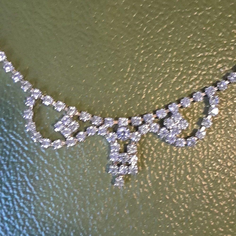 Vtg Rhinestone Necklaces $8@ - Picture 3 of 3